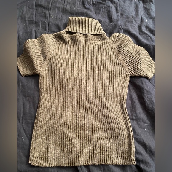 Jamie Scott Vintage Ribbed Short Sleeved Turtleneck in Charcoal Grey - Picture 7 of 7